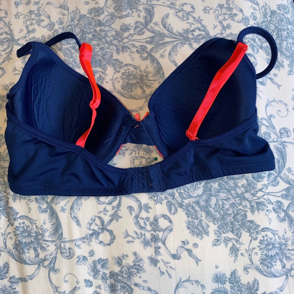 Just B Bra 36 C Blue &Red pre owned see all photos - Picture 8 of 8
